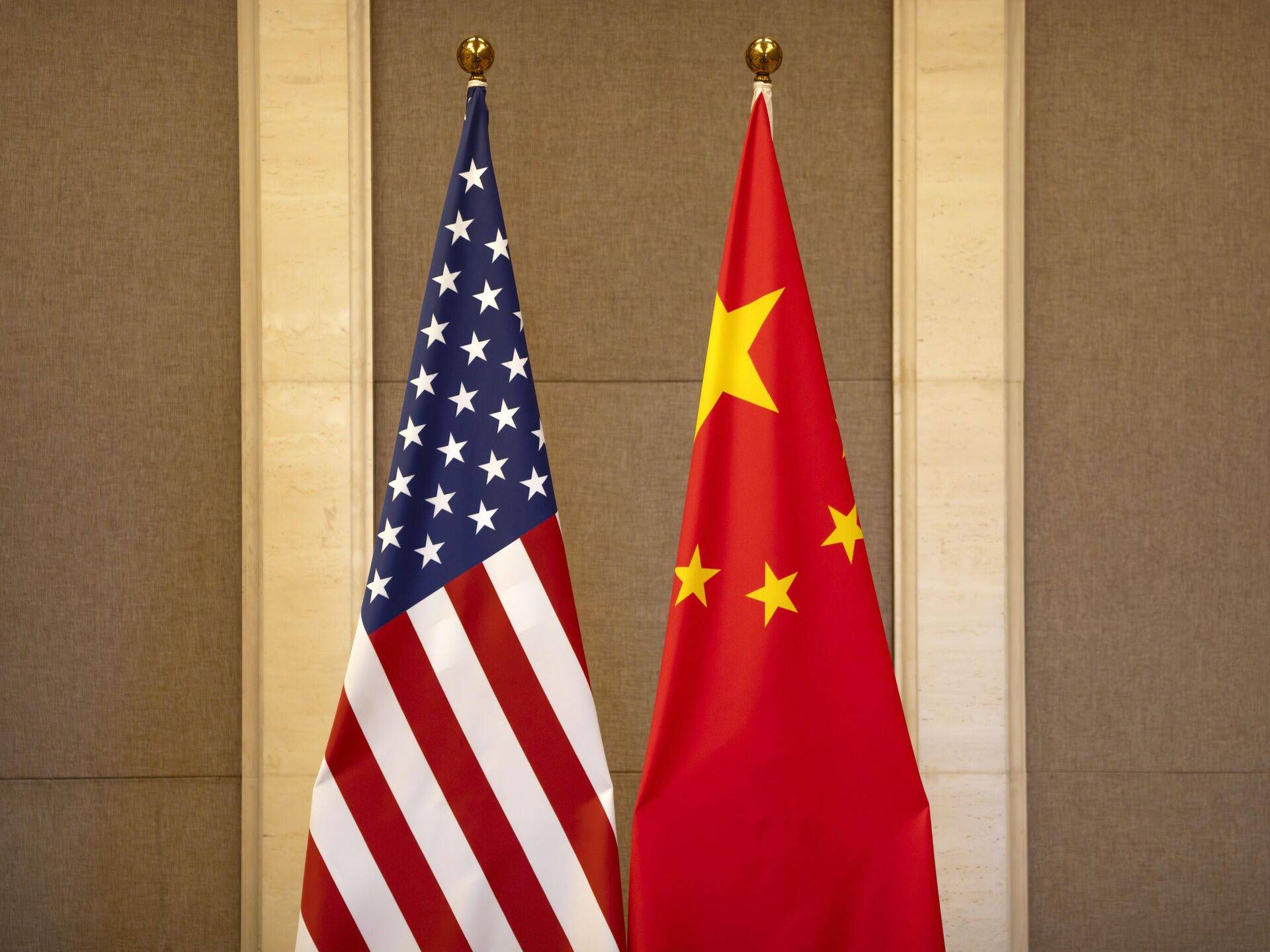 拜仁慕尼黑v 汉堡_特朗普开首枪拜仁慕尼黑v 汉堡，泽连斯基也在联大出手，中国被俄牵连，局势已生变