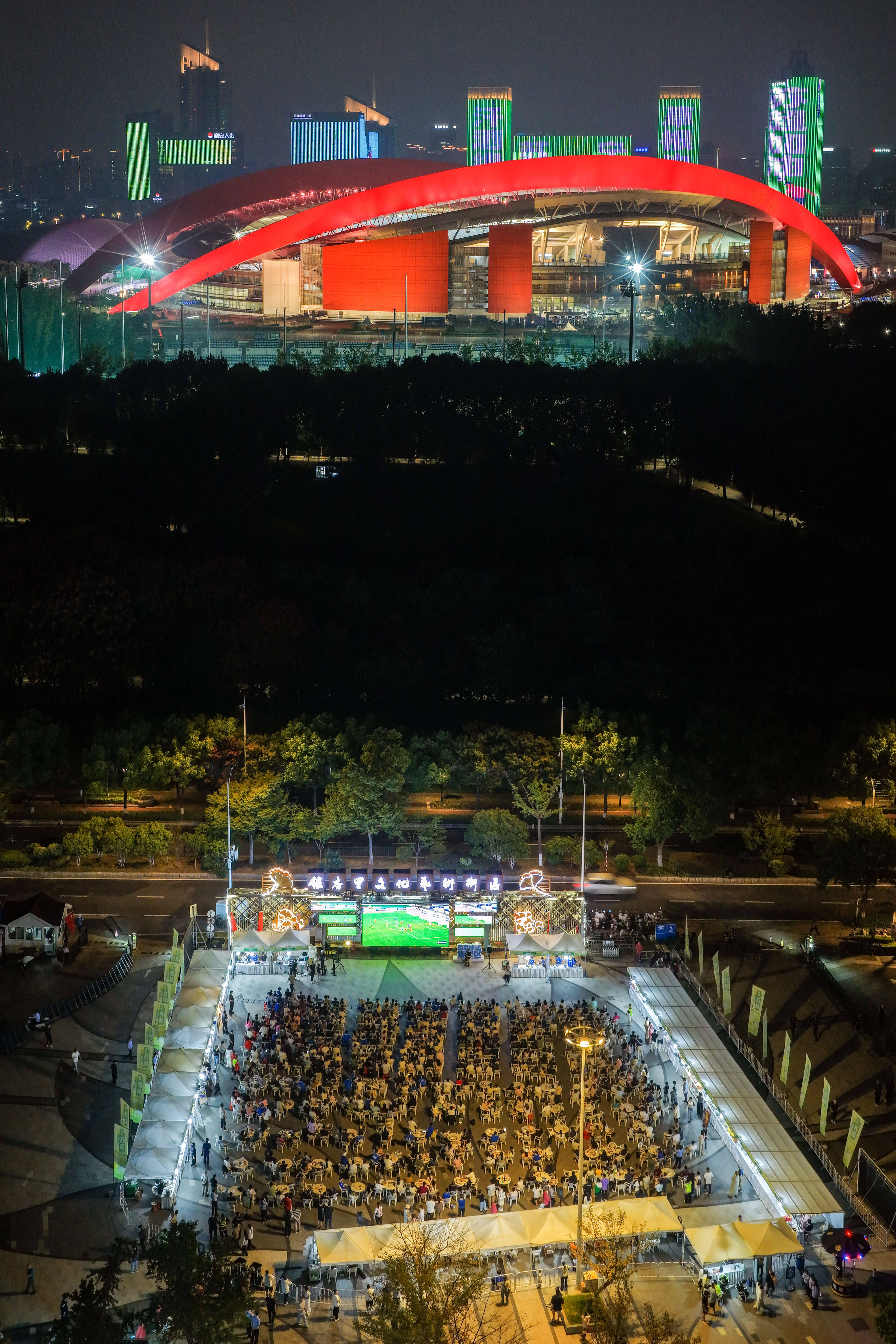 皇冠平台_江苏省城市足球联赛:南京胜连云港晋级半决赛