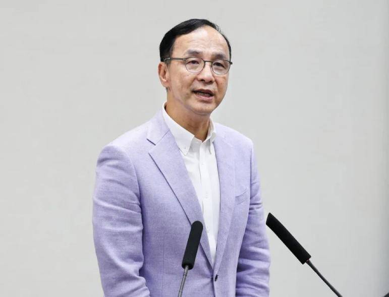 信用網怎么注册_台媒:交棒郑丽文信用網怎么注册,朱立伦月底率211名党务主管、干部辞职