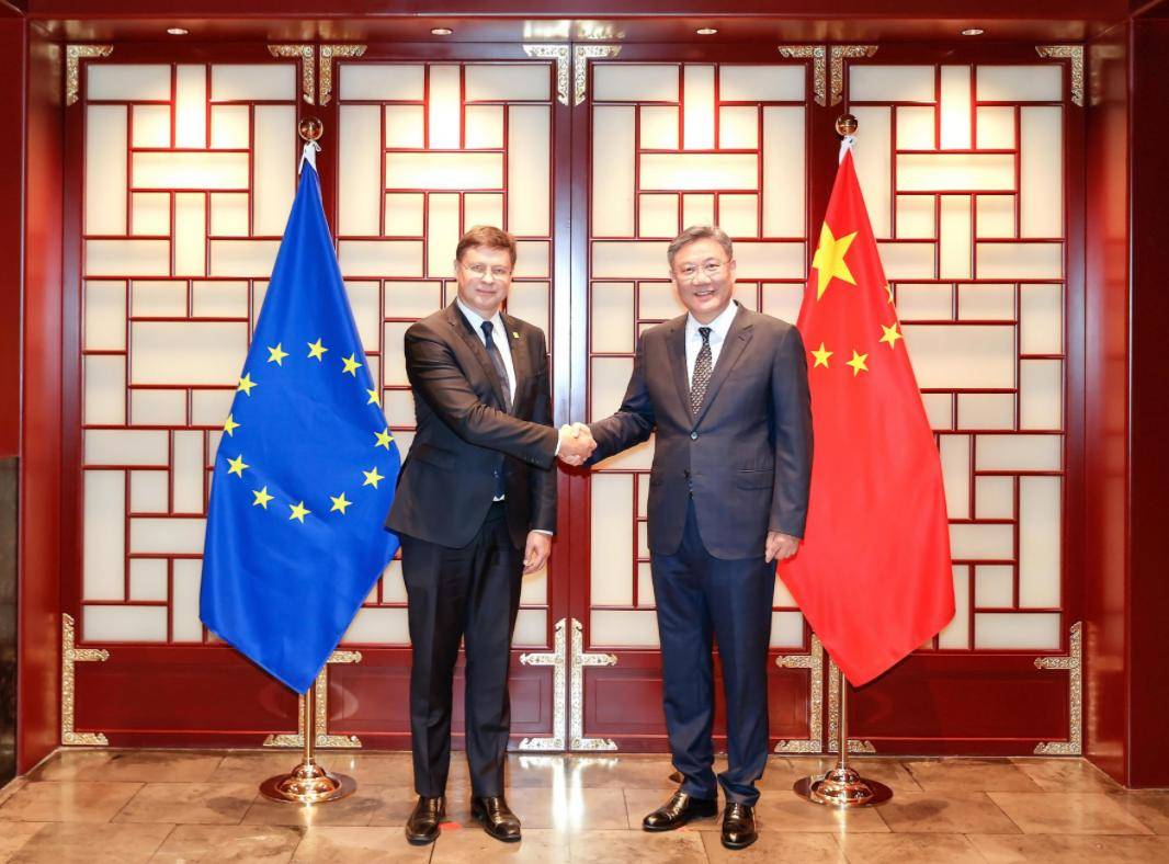 皇冠信用网需要押金吗_荷兰和欧盟轮番上阵皇冠信用网需要押金吗,中欧通话两小时,要求中国恢复芯片和稀土供应,中方态度强硬