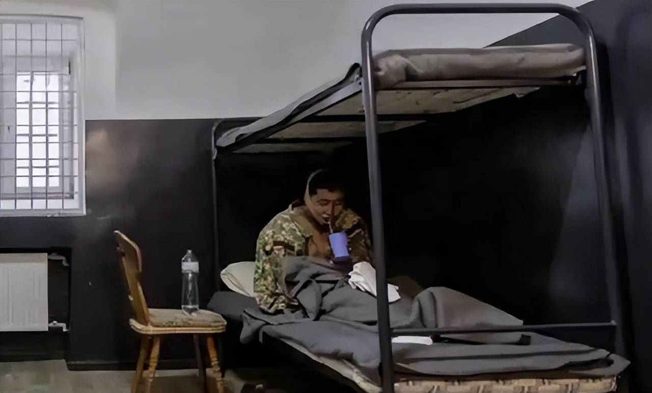 布里斯托城 vs 布莱克本_投降没有好下场！被俘朝鲜士兵向韩媒哭诉：遭乌看守围殴布里斯托城 vs 布莱克本，快疯了