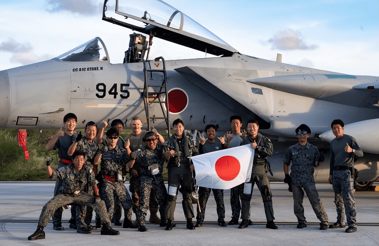 皇冠信用盘登2代理申请_中日战场已经敲定？日本怒砸9万亿最后一搏皇冠信用盘登2代理申请，中方一纸禁令，高市再陷绝境