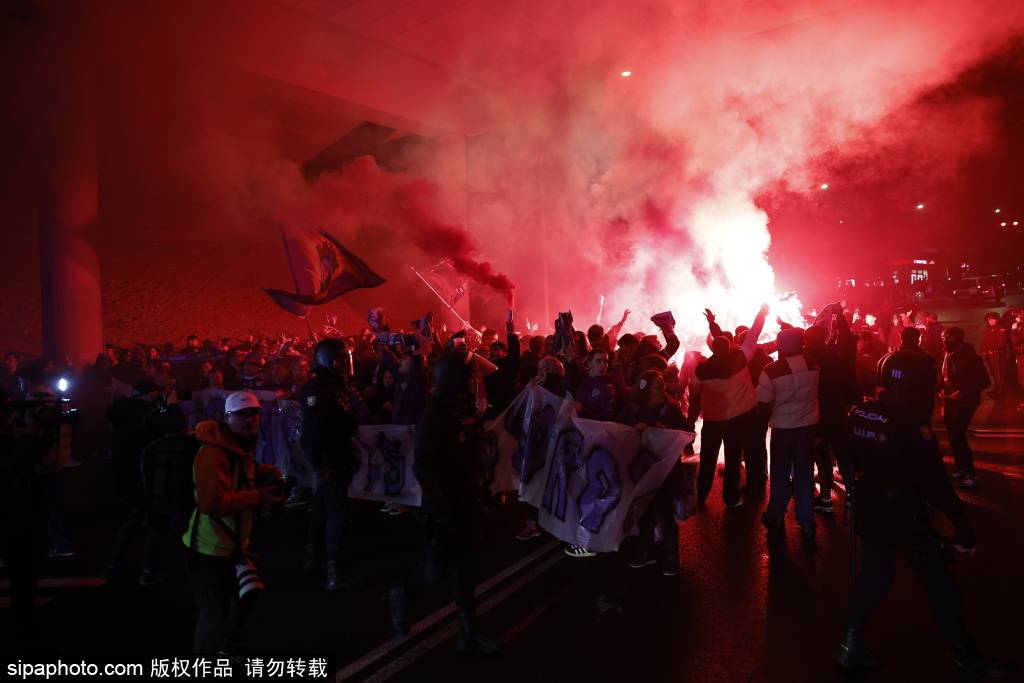 皇冠登3代理
_德容:巴萨的胜利证明我们更优秀皇冠登3代理
!2025年完美收官