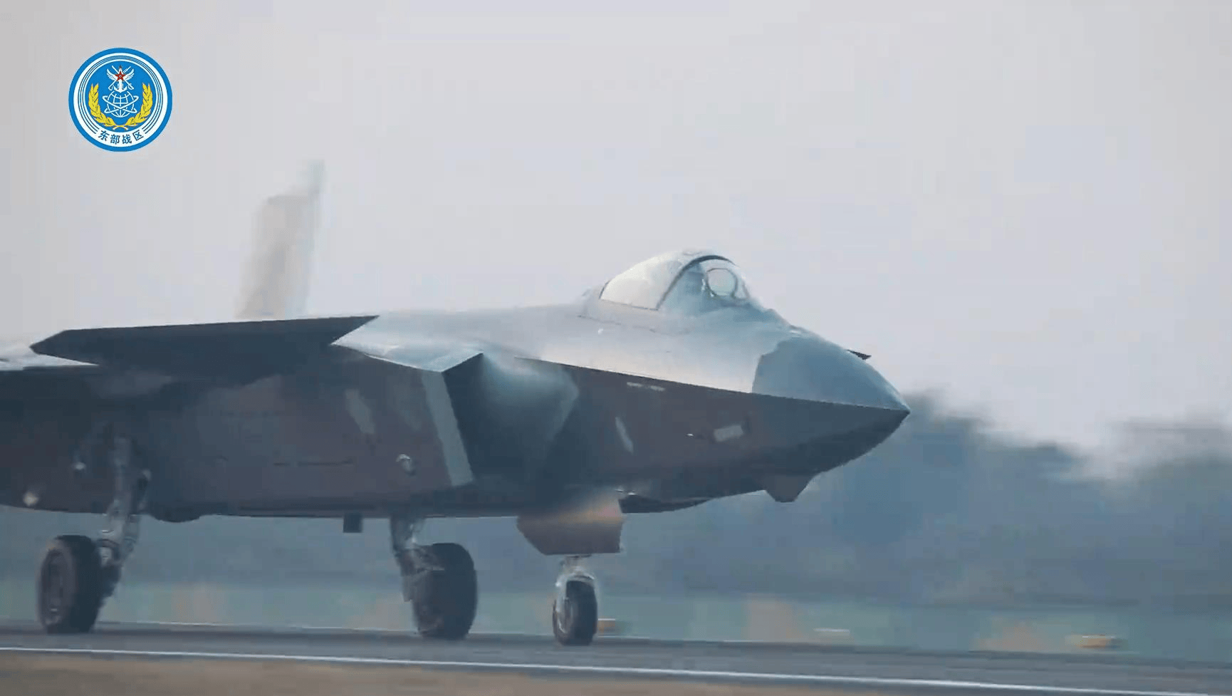 皇冠信用网体育_111门海马斯射程覆盖福建沿海皇冠信用网体育，歼-20完全体亮相，战时必将其摧毁