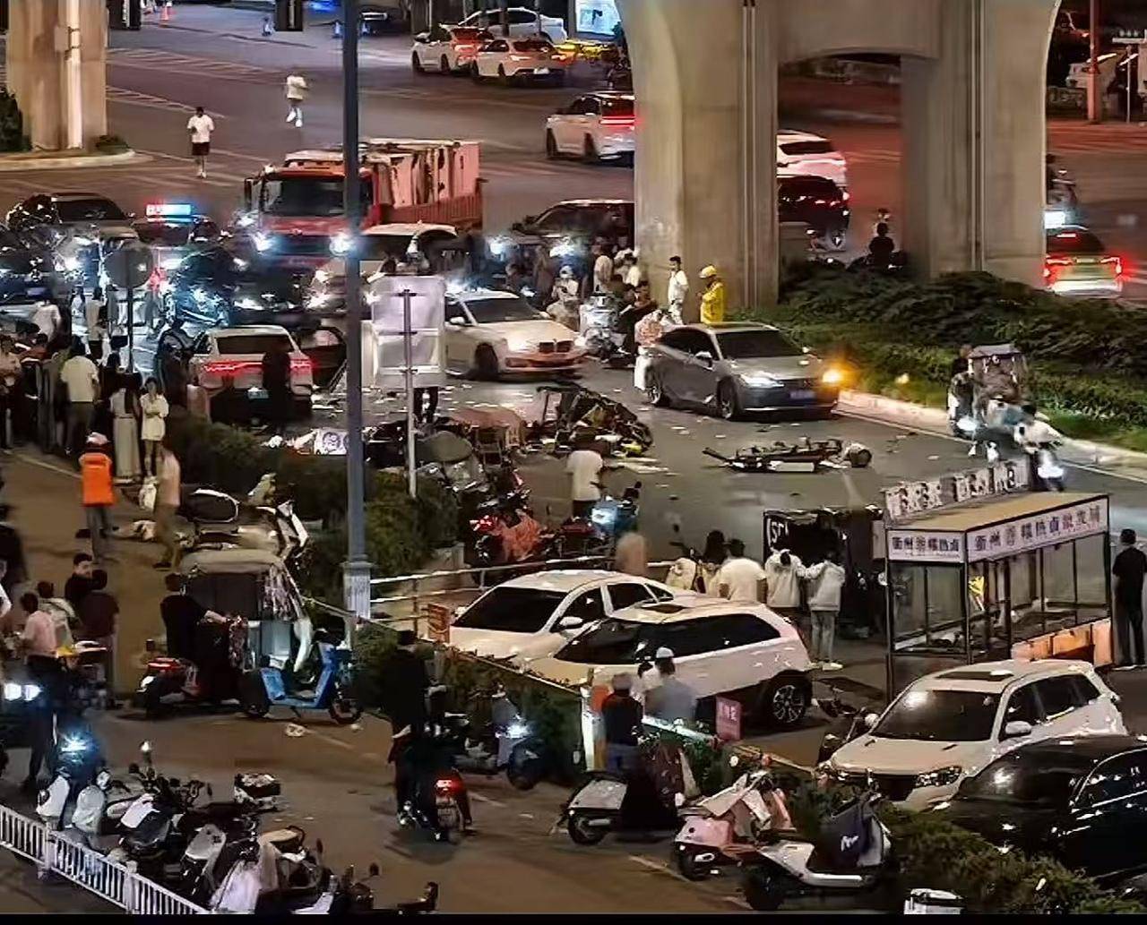 足球信用盘系统
_河南信阳发生交通事故足球信用盘系统
,涉事车辆严重受损,警方:确有此事