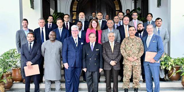 信用平台出租_中美稀土交锋之际信用平台出租，巴铁竟成特朗普“神助攻”？