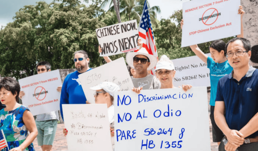 皇冠信用网在哪里开通_美国法院作出最终裁决皇冠信用网在哪里开通，禁止中国人赴美买房，开了一个恶劣先例